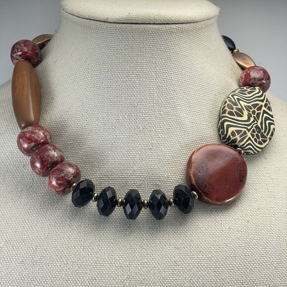 JS Collections Vintage Gold Tone Chunky Acrylic Beaded Statement Necklace Boho - Picture 1 of 9